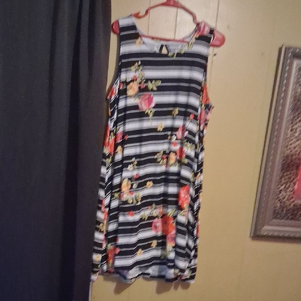 Bobbie Brooks Black and White Striped Floral Dress